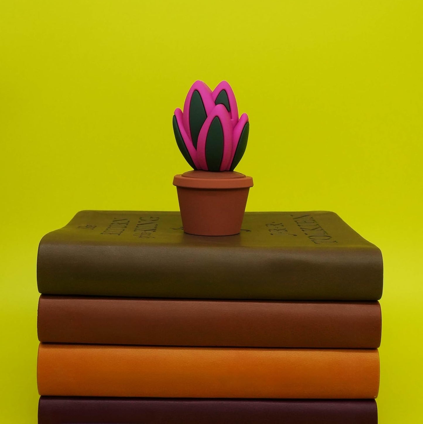 Mini Garden Figurines for Desk Decor – Cute Accessories for Fairy Gardens, Terrariums, Succulent Pots & Office Spaces – Tiny Plant Decor Statues - Oyster