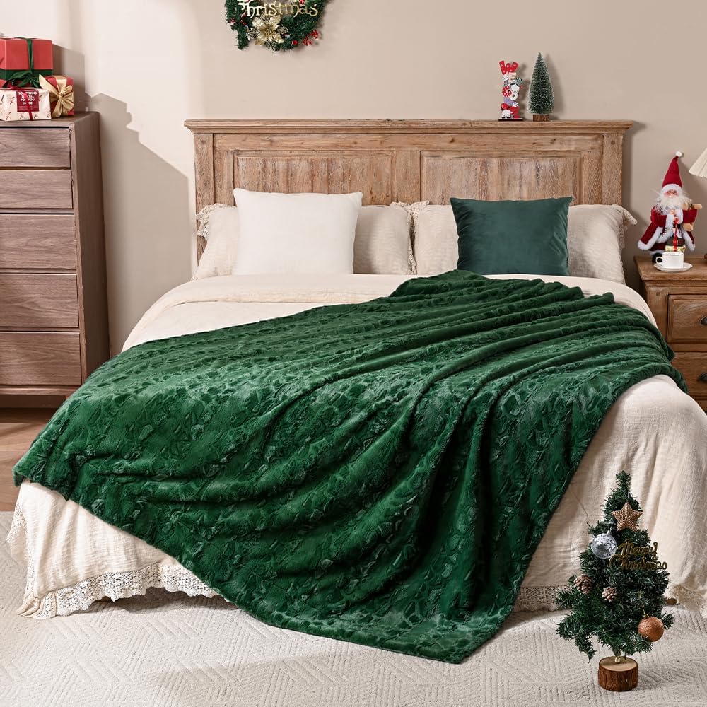 Krifey Oversized Faux Fur Blanket, Super Soft Cozy Blanket, Luxury Fluffy Throw Blanket Fuzzy Bed Throw, Plush for Women, Dark Green, 60" x 80"