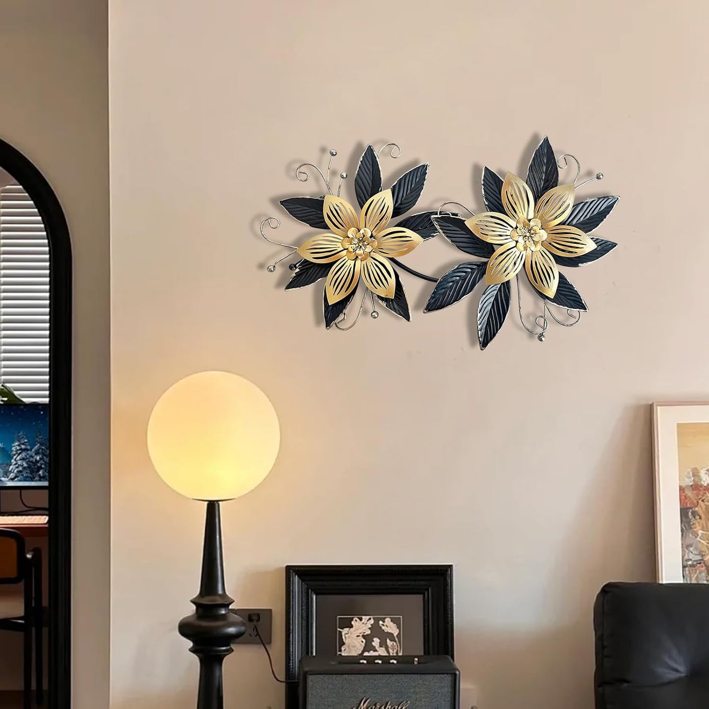 LIFFY Black Gold Metal Flowers Wall Decor,15" 3D Multi-layer Modern Floral Art, Rustic Distressed Hanging Decor for Indoor, Bedroom Living Room Garden Patio, Home Decoration Accent