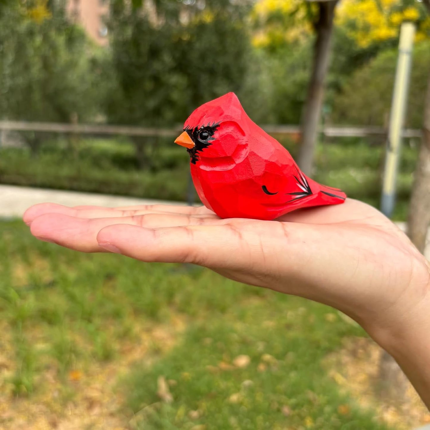 Hand Carved Bird Figurines, Hand-Painted Sculpted Wooden Birds, Wood Bird Sculptures for Home Decoration, Hand Crafted Life Like Bird Statues, Ideal Gifts for Bird Lovers (Cardinal)