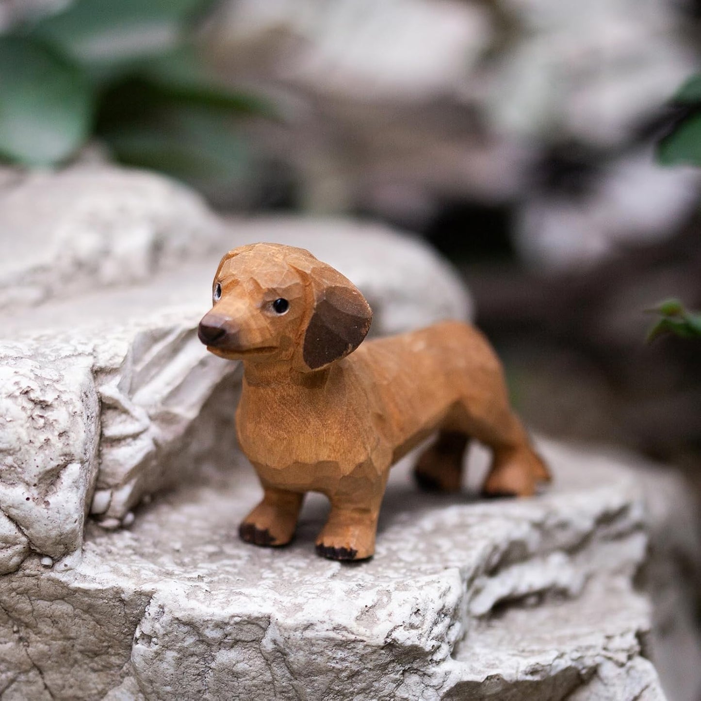 Mini Wooden Dachshund Figurine, 1.6" Hand-Carved Dog Statue, Wiener Dog Collectible for Animal Lovers, Rustic Shelf Decor with Gift Box for Birthday or Holiday