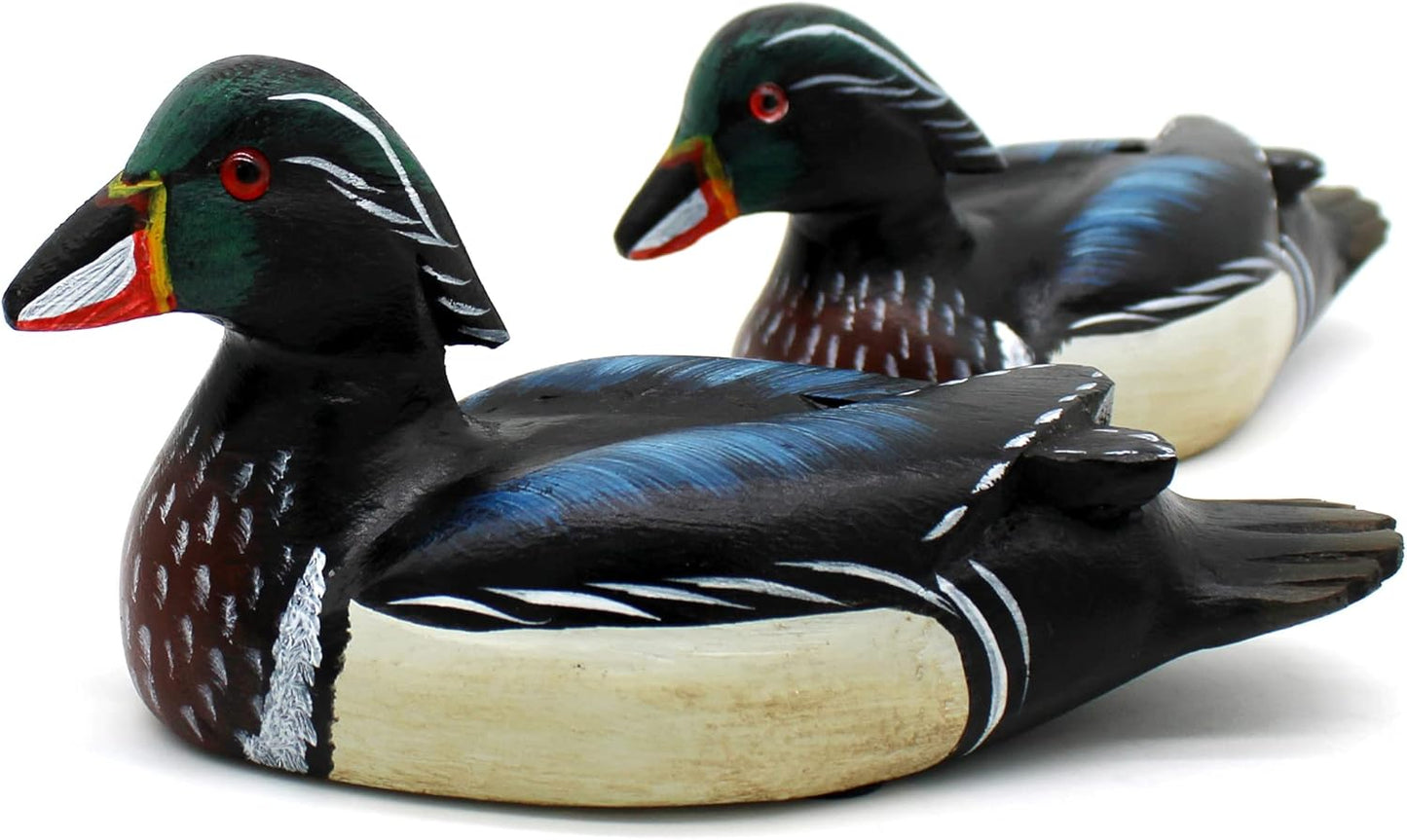 CVHOMEDECO. Primitives Hand Engraving and Painted Wood Wild Ducks Rustic Figurines Mallards Decorative Accent, Set of 2