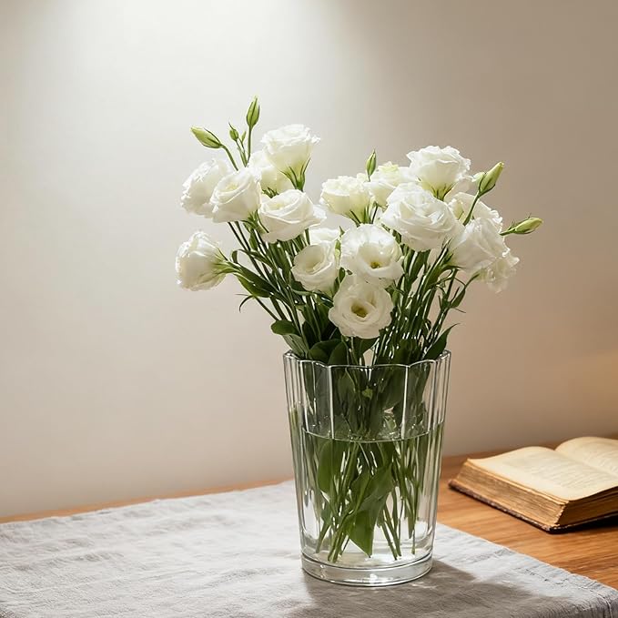 Cup-Shaped Wide Mouth Glass Vase - 7.5" Tall Transparent, Ideal for Fresh Flowers/Floating Tealights, Home Display (Living Room/Bedroom), Wedding Centerpieces & Holiday Decor