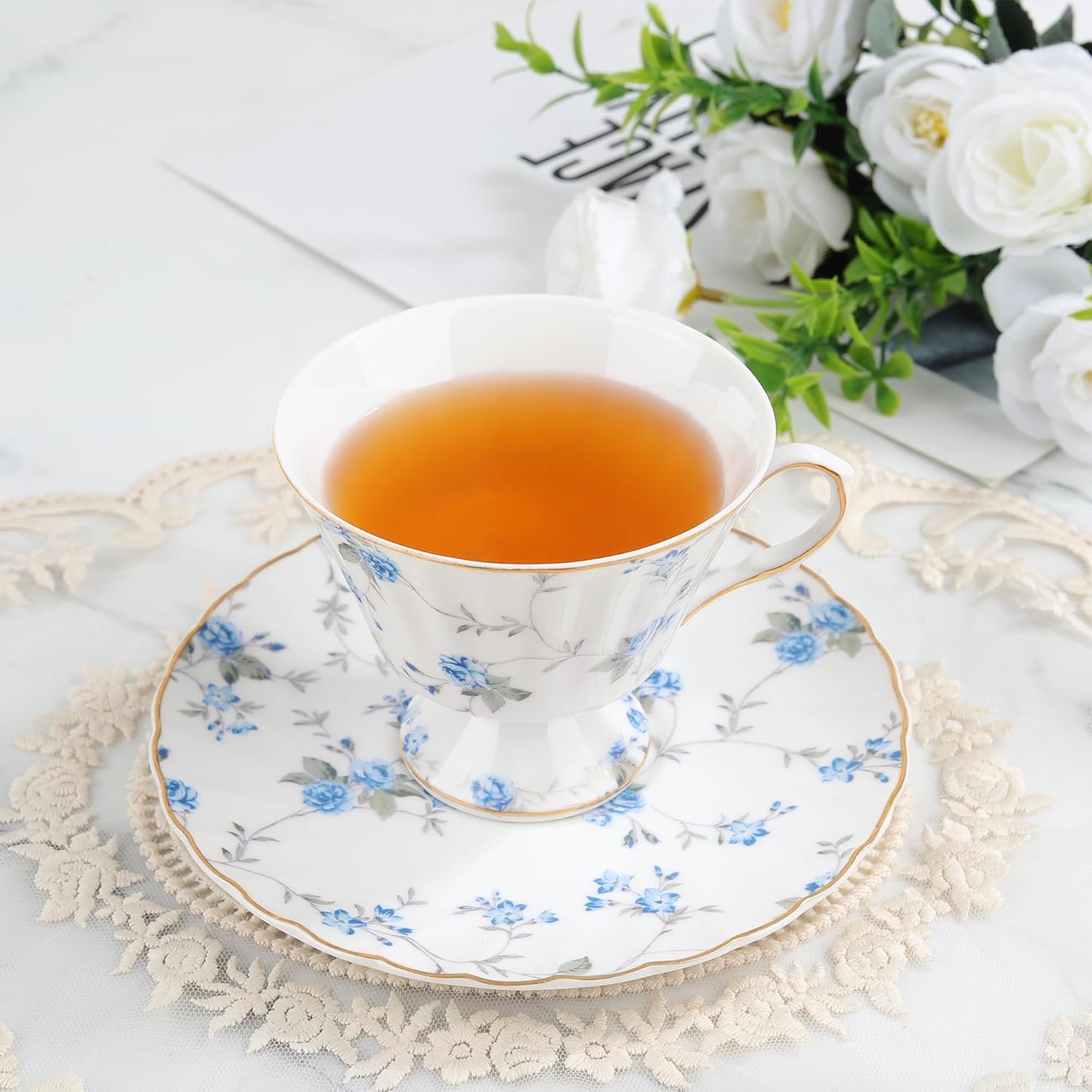 fanquare White Tea Cup and Saucer, Vintage Blue Floral Print Tea Cups for Women Gift, Retro Bar Coffee Mug for Cappuccino Latte, 5oz