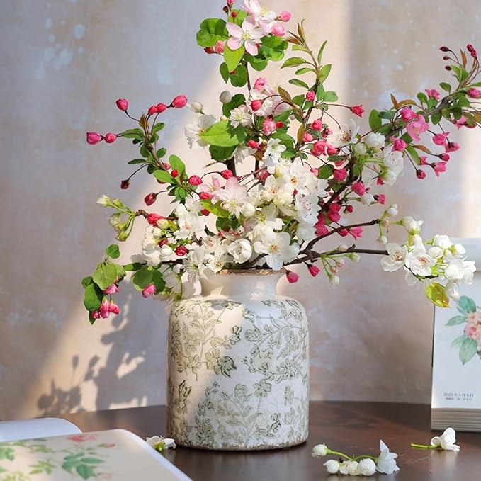 Vintage Floral Chinoiserie Ceramic Vase, 6.2” Ice Cracked Hand-Painted Pastel Green Botanical Design, Antique Style Home Decor (Green, 6.2”x5.2”)