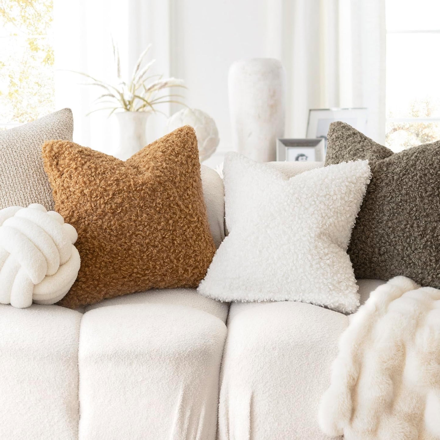 Foindtower 2 Pieces 24x24 Inch Sage Green, Faux Fur Throw Pillow Cover Accent Sherpa Pillow Fuzzy Soft Pillowcases Sheepskin Decorative Fleece Cushion Case for Bed Couch Living Room