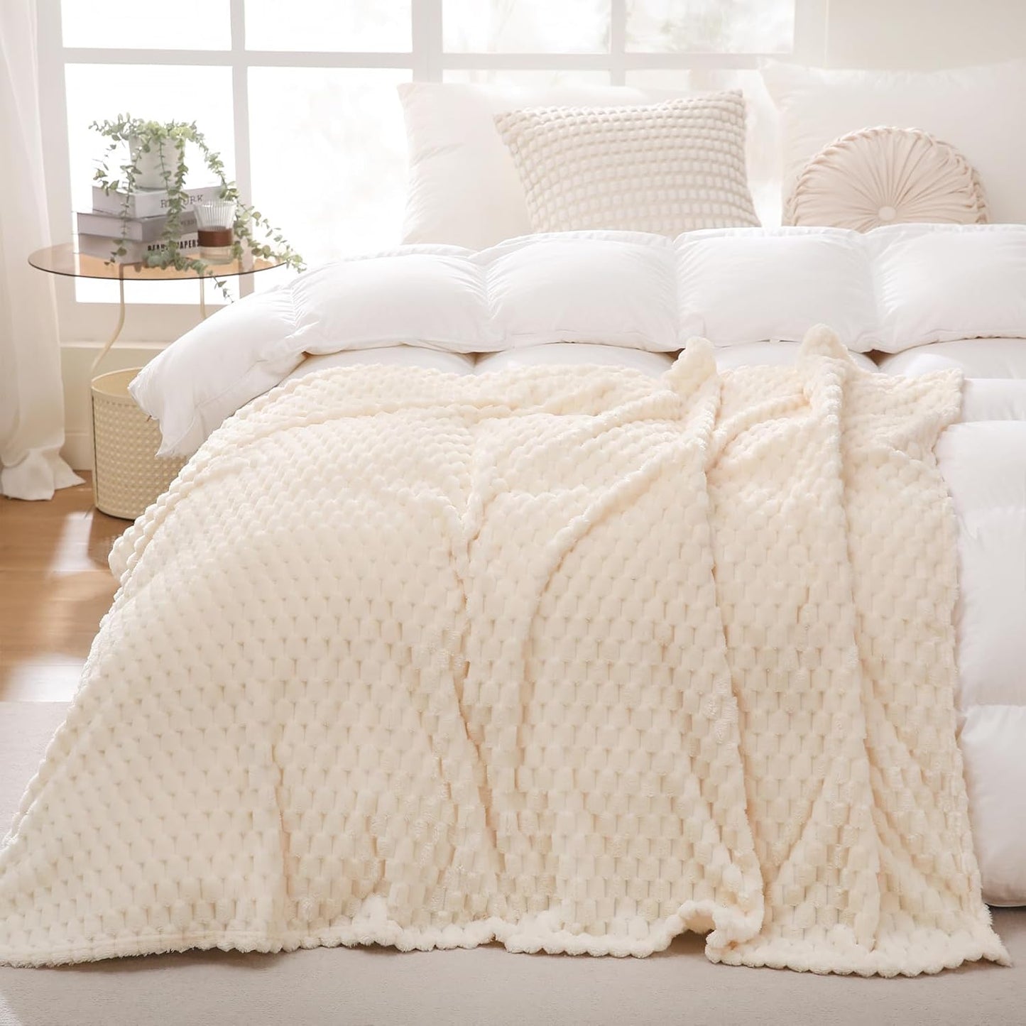 Cream White Throw Blanket 50"×60" inches Fuzzy 3D Jacquard Decorative Flannel Fleece Super Soft Plush Cozy Blanket for Couch Sofa Chair Lightweight