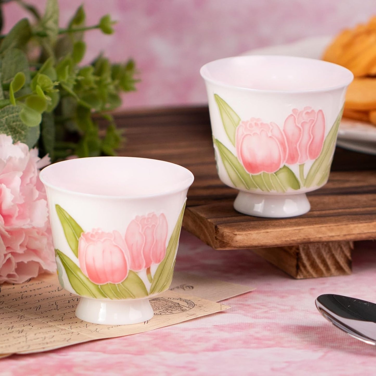 KAMMAK Ceramic Tea Cups Small, Cute Vintage Coffee Cup Set of 2, Porcelain Teacups Espresso Mug, 2.5oz Hand Painted Chinese Afternoon Tea Party Mugs, Birthday Gift for Women Men, Yuni Arita