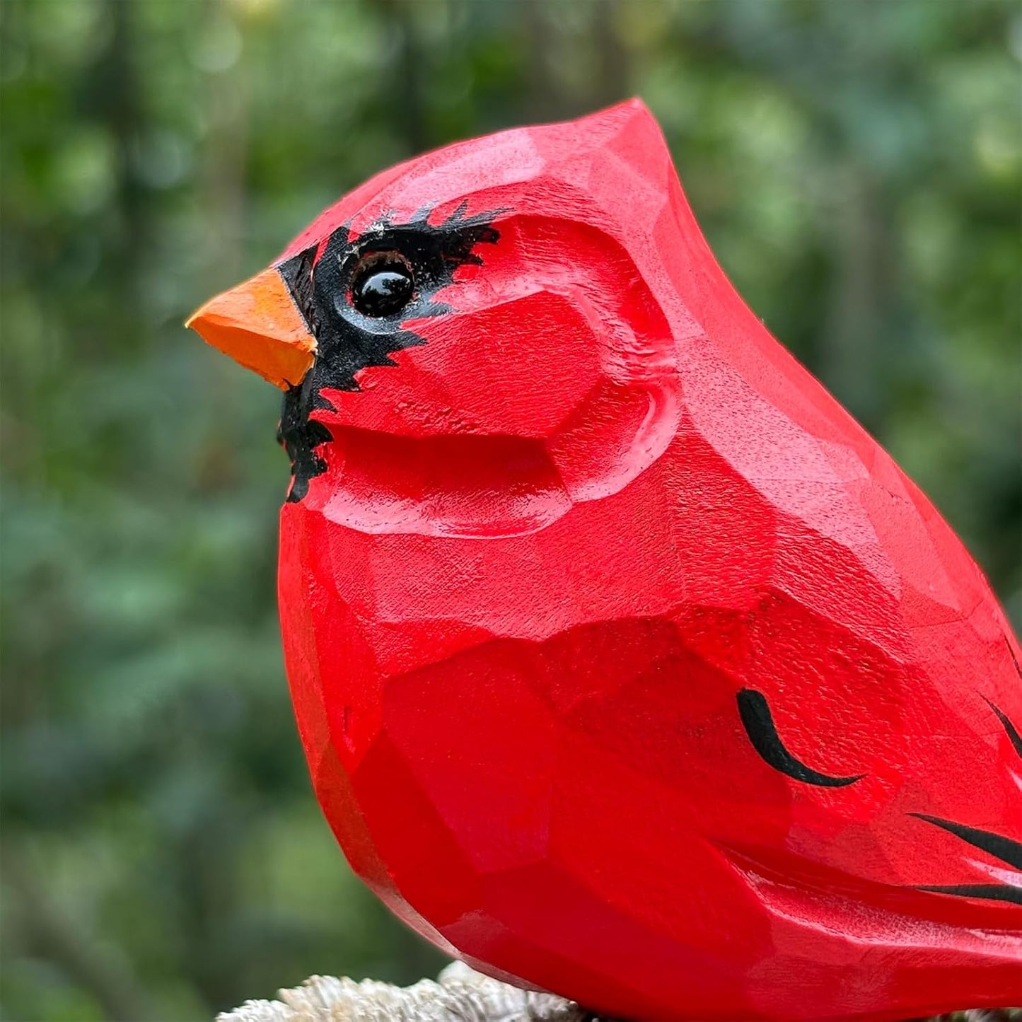 Hand Carved Bird Figurines, Hand-Painted Sculpted Wooden Birds, Wood Bird Sculptures for Home Decoration, Hand Crafted Life Like Bird Statues, Ideal Gifts for Bird Lovers (Cardinal)