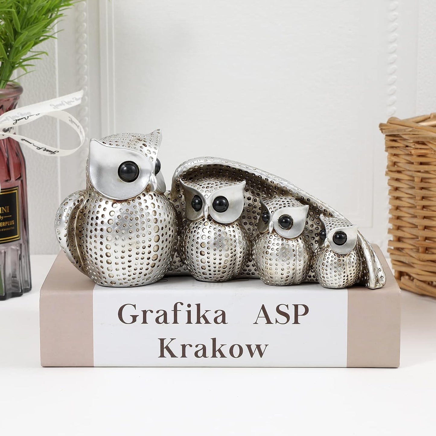 Cute Silver Family of Four owl Figurines Home Décor Sculpture with Three Baby Owls Décor for Shelf Gifts Decoration for Birds Lovers Home,Office, Bookself