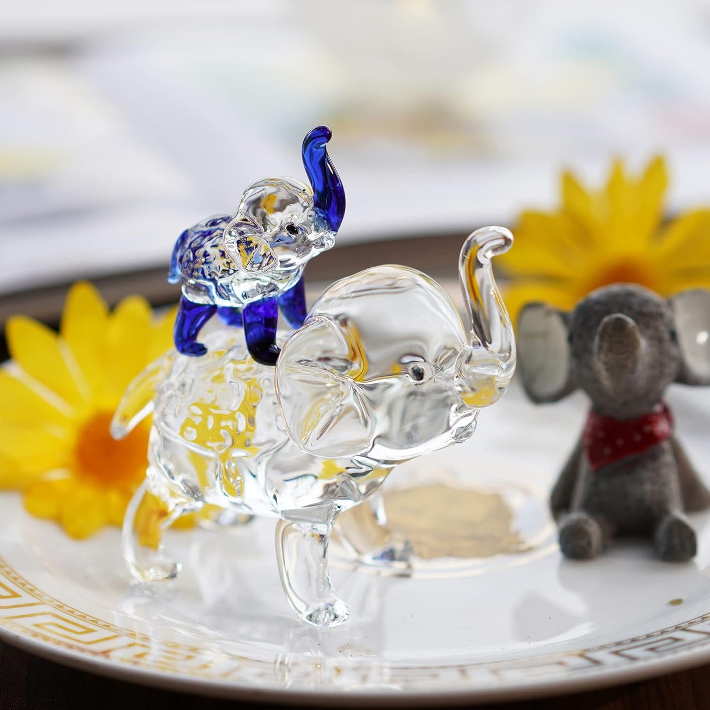 Crystal Elephant Figurines Mother Son Glass Elephants with Trunk Up Crystal Animal Collectible Figurines Ornaments Birthday for Mum Women Tabletop Decoration for Home Office