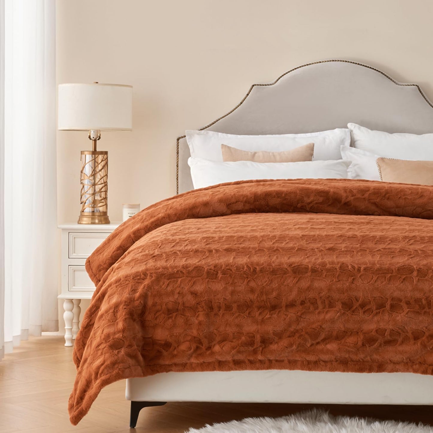 Krifey Oversized Faux Fur Blanket, Super Soft Cozy Blanket, Luxury Fluffy Throw Blanket Fuzzy Bed Throw, Plush for Women, Camel 60" x 80"