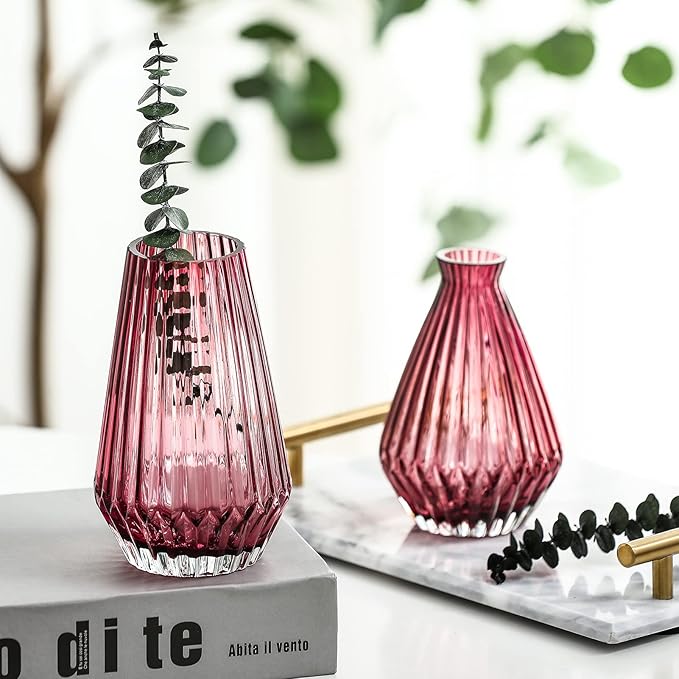 G Red Glass Vases Home Decor, Fluted Glass Vase Hand Blown Thickened Floral Vase for Home Office Party 5.2" H