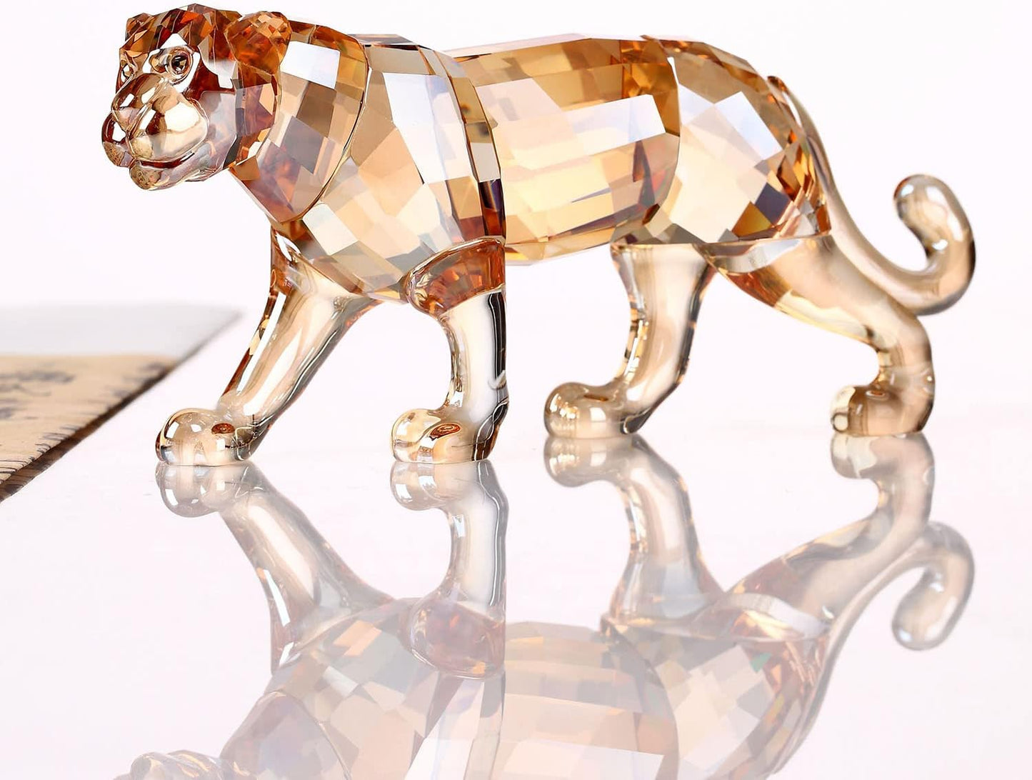 Crystal Leopard Cheetah Realistic Animal Art Figurine Collection Table top Ornament Statue Home Decor (Gold)