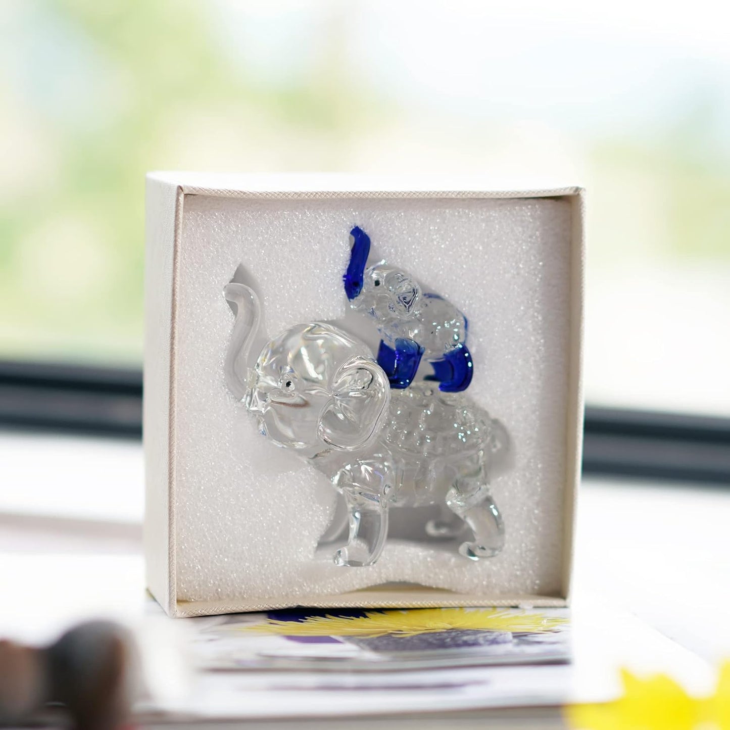 Crystal Elephant Figurines Mother Son Glass Elephants with Trunk Up Crystal Animal Collectible Figurines Ornaments Birthday for Mum Women Tabletop Decoration for Home Office