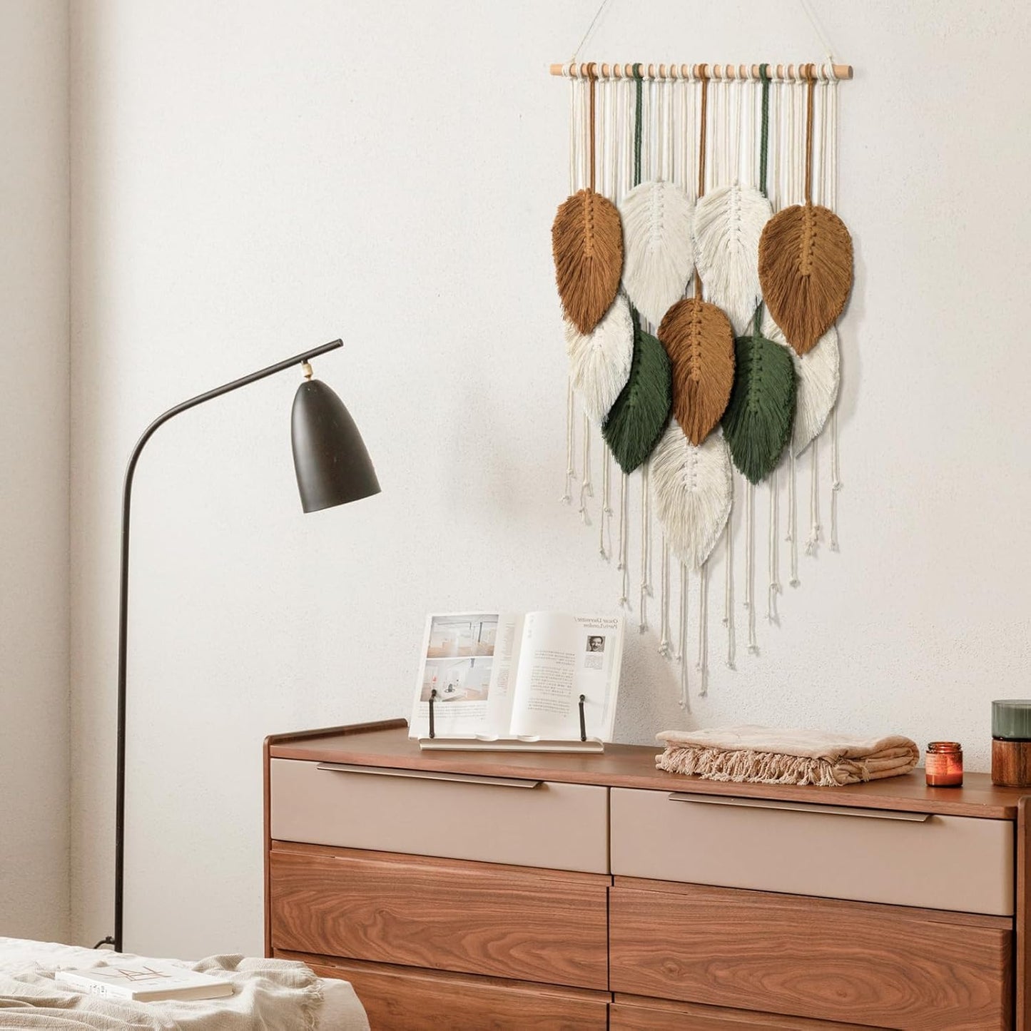 KHOYIME Macrame Wall Hanging Leaves Woven Tapestry, Boho Chic Home Decor Modern Bohemian Handmade Leaf Feather Wall Art Decorations for Apartment Dorm Living Room Bedroom Nursery Backdrop 16.5"x29.5"