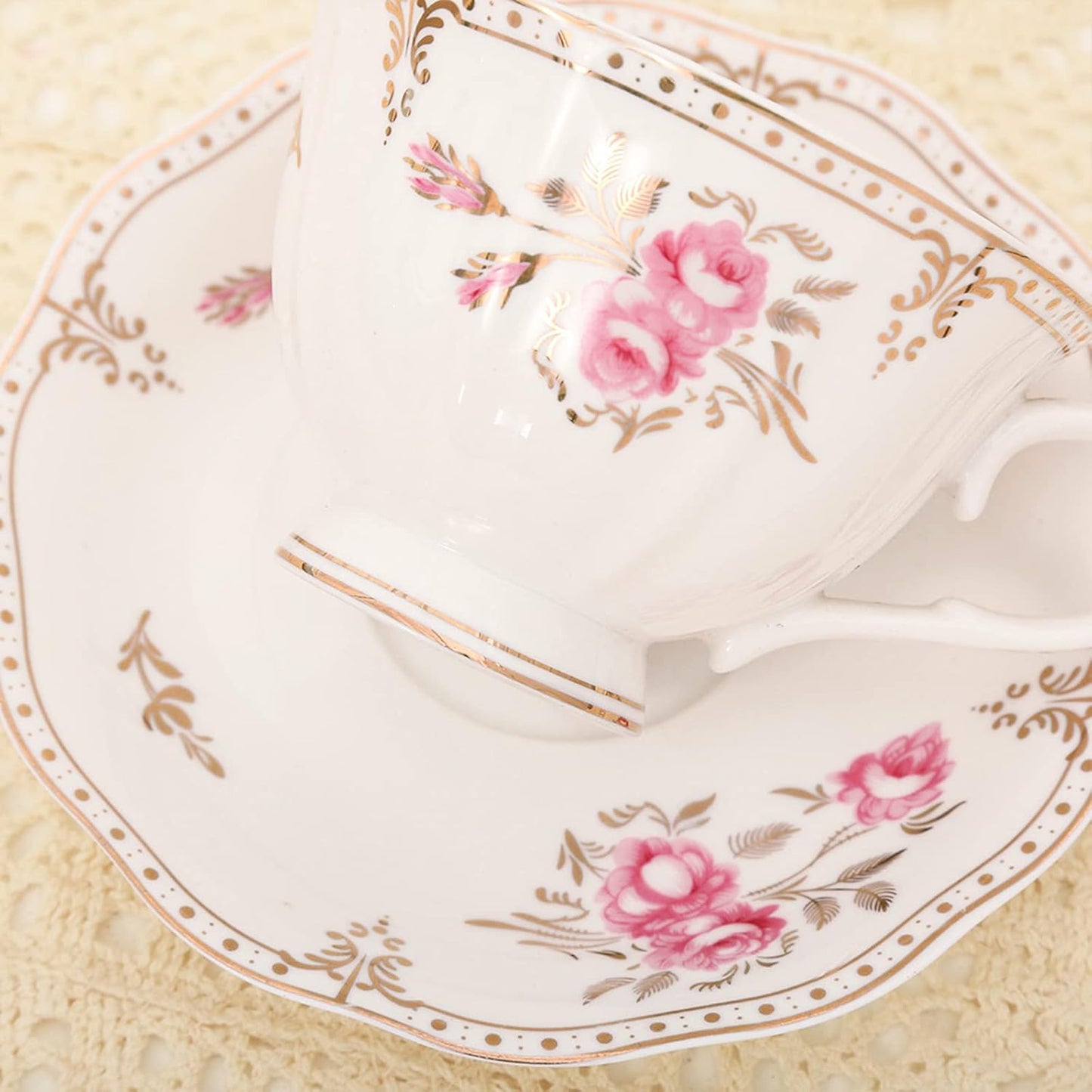 fanquare 7.4oz Floral Porcelain Tea Cup and Saucer Set, Light Pink Coffee Cup with Gold Trim, Vintage British Tea Cup