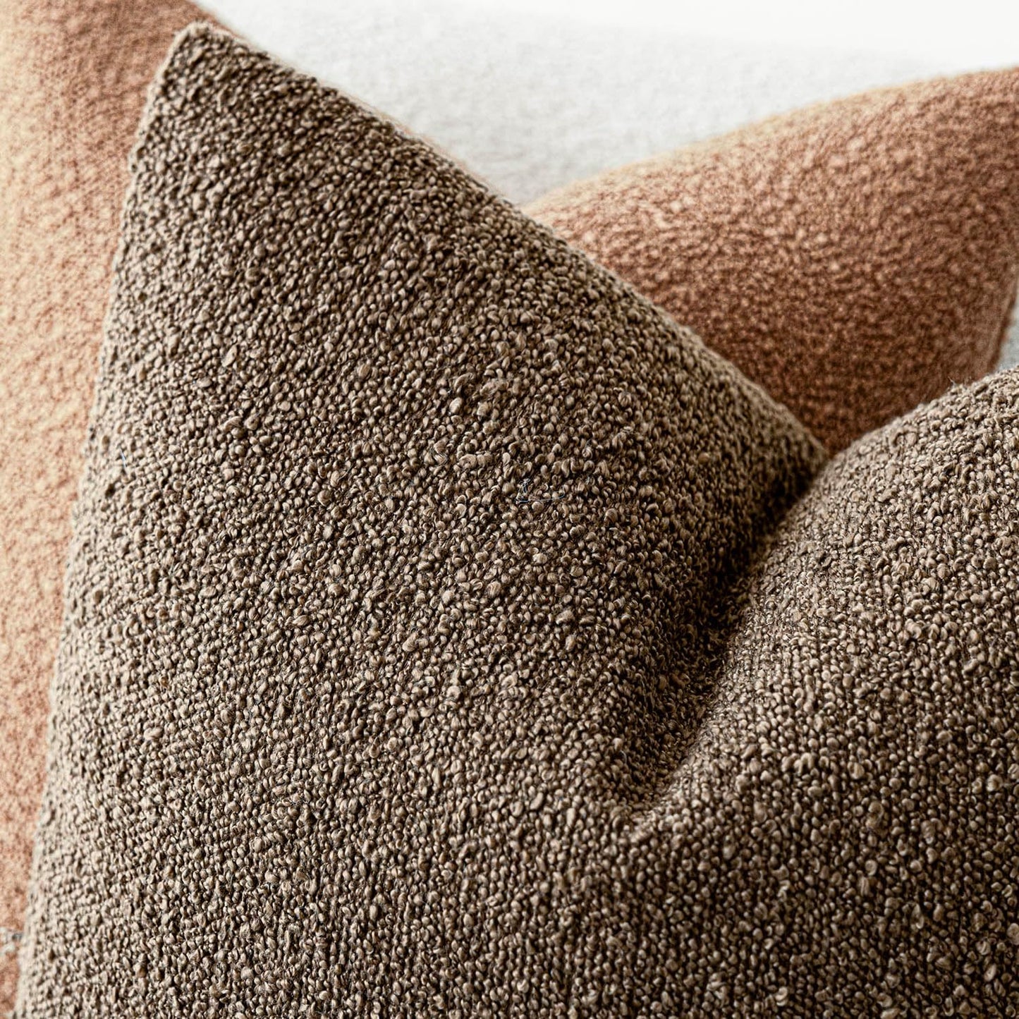 Foindtower Pack of 2 Textured Boucle Throw Pillow Covers Accent Solid Decorative Lumbar Pillow Cases Cozy Soft Couch Cushion Case for Chair Sofa Bedroom Living Room Home Decor 12x20 Inch Light Brown