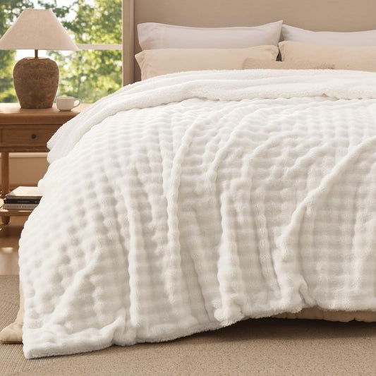 Bedsure Bubble Sherpa Blanket Queen Size for Bed - Fuzzy Fleece Thick Warm Christmas Blanket for Winter, GentleSoft Cozy Plush Throw Gift for Women, Room Decor, Ivory, 90x90 Inches