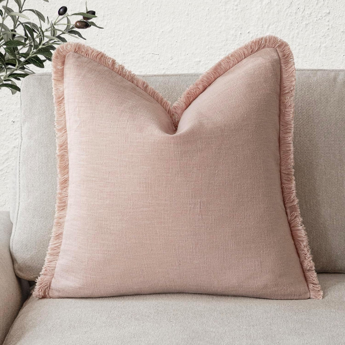 Foindtower Decorative Linen Fringe Throw Pillow Covers Cozy Boho Farmhouse Cushion Cover with Tassels Soft Accent Pillowcase for Chair Sofa Bed Living Room Home Decor, 20×20 Inch, 1PC,Light Pink