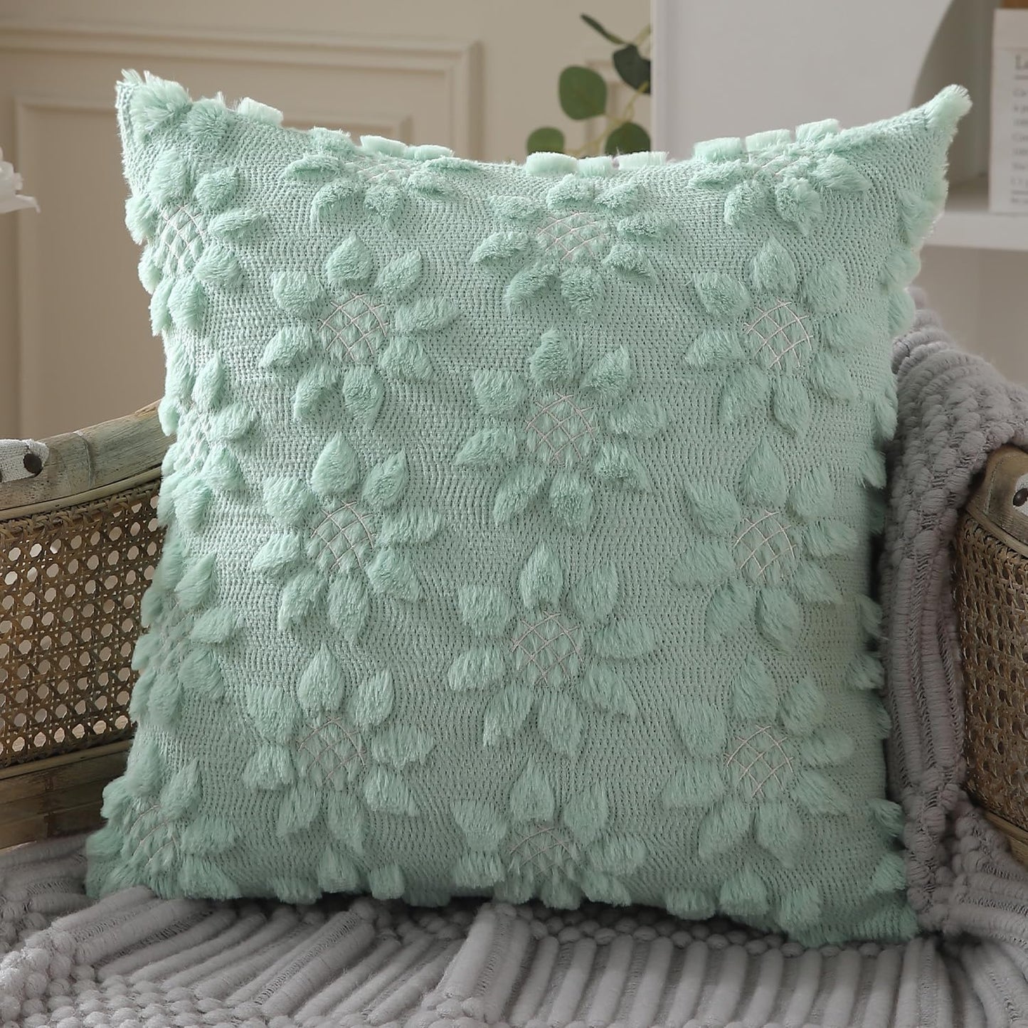 DFXSZ Spring Summer Pillow Covers 16x16 inch Set of 2 Farmhouse Decor White Flower Heart Sunflower Green Soft Plush Faux Fur Jacquard Throw Pillows for Sofa Holiday Spring Home Decor PTK024F16