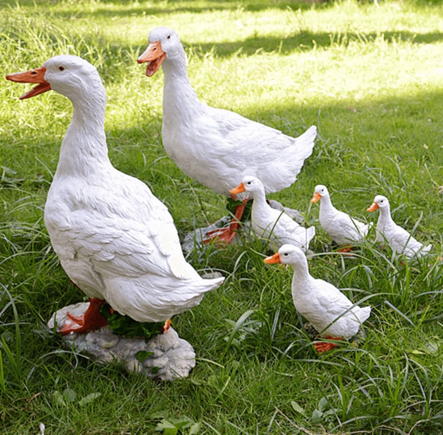 Coolboy Real Duck Figurine - Indoor/Outdoor Resin Animal Statue, Perfect for Garden Decoration