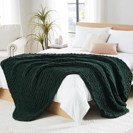L'AGRATY Chunky Knit Blanket Throw - Soft Chunky Throw Blanket 50x60: 100% Hand Kintted Chenile Crochet Throw Blanket for Couch - Large Cable Knit Chunky Blanket for Home Decor(Olive Green)