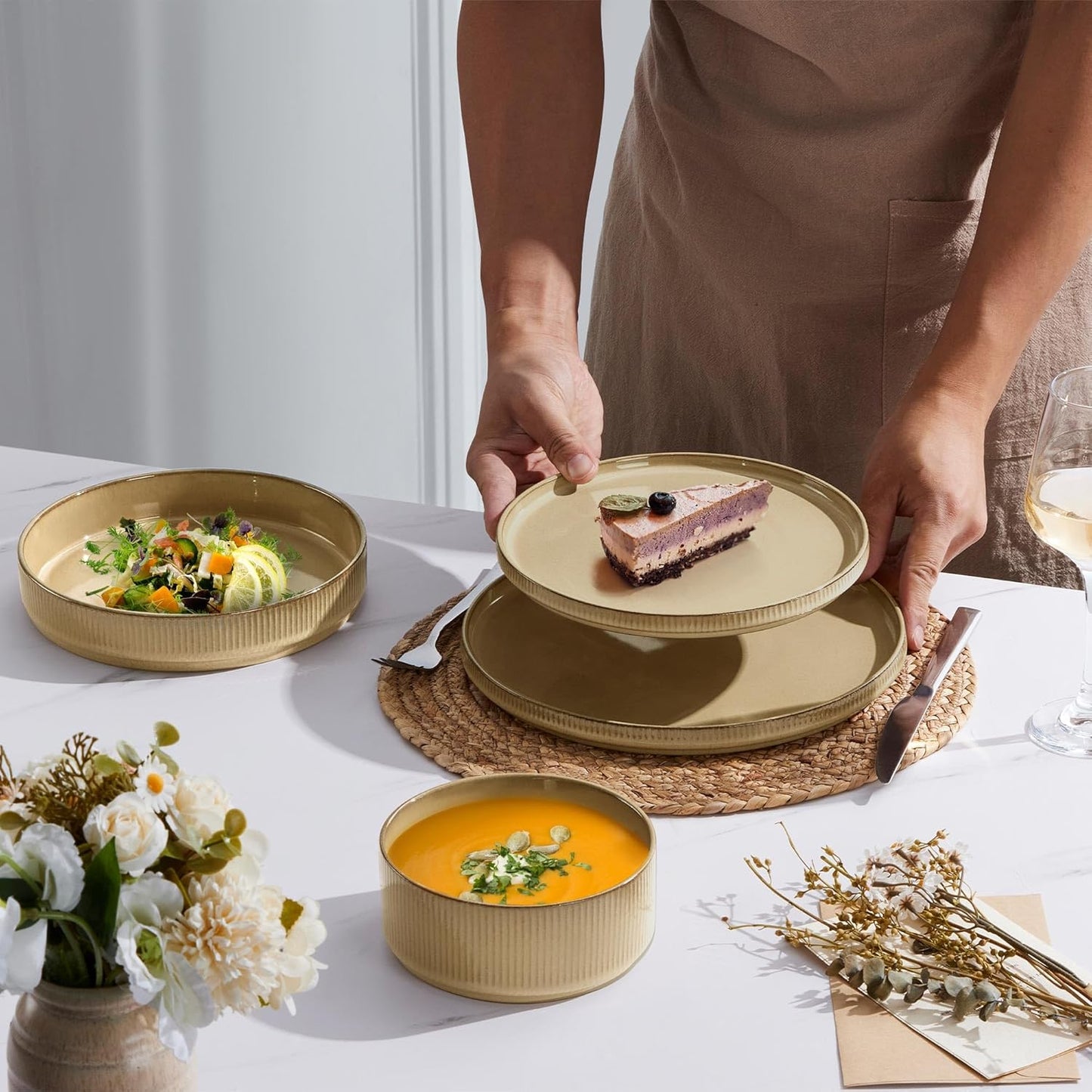 E-far 16 Piece Dinnerware Sets, Plates and Bowls with Pasta Bowls Service for 4, Modern Stoneware Ribbed Dishes for Kitchen Dining, Microwave & Dishwasher Safe, Caramel Khaki