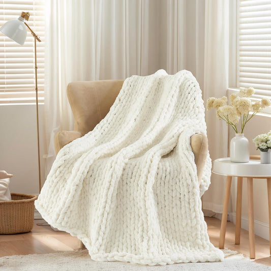 Luxury Chunky Knit Throw, Handmade Thick Cable Knit Crochet Blanket 50x60, White Soft Chenille Yarn Throw, Oeko-TEX Certified Blankets for Couch–Beds | Home Decor | Cozy Winter Gift