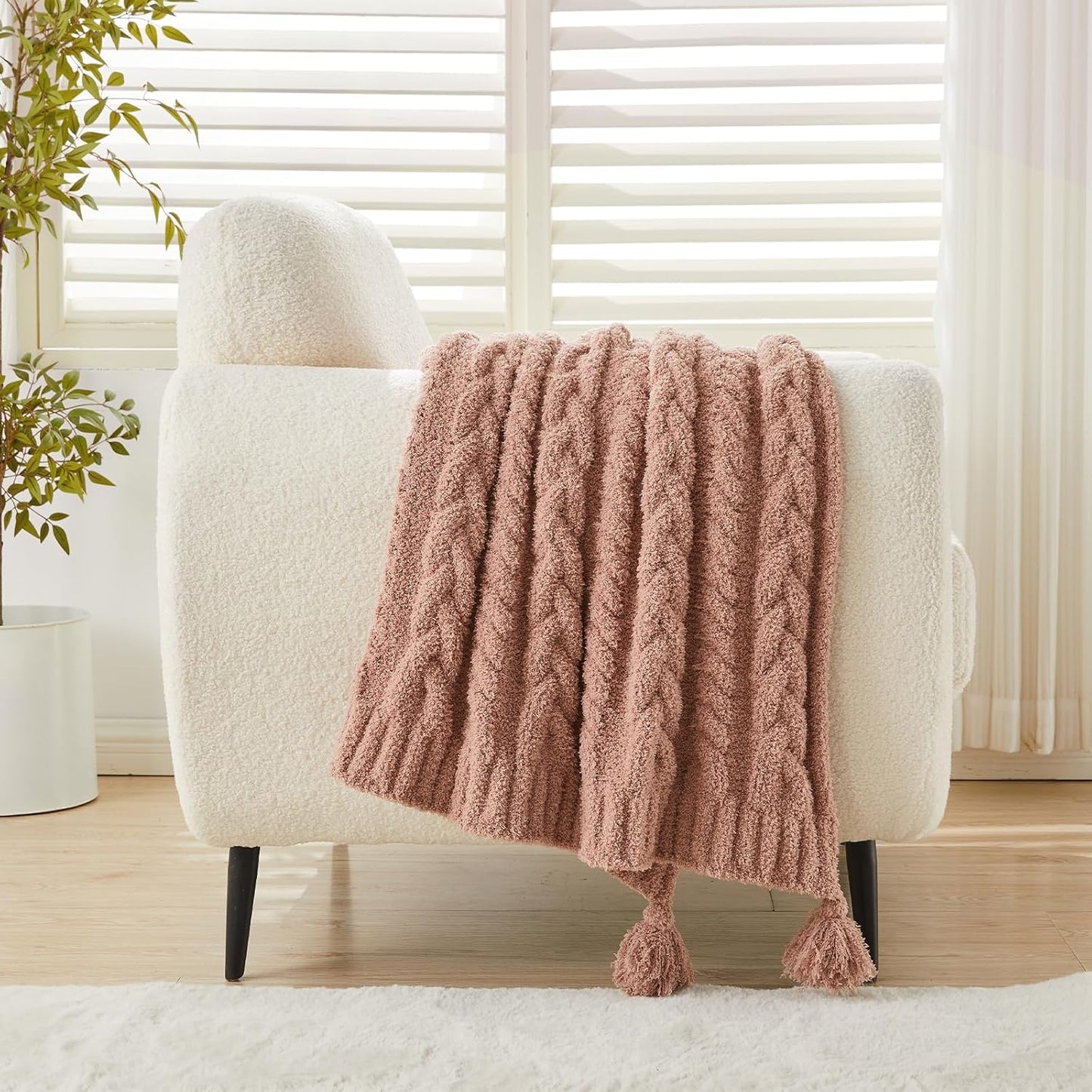 HORIMOTE HOME Chenille Chunky Knit Throw Blanket for Couch with Tassels, Soft Cozy Blanket for Sofa Chair Bed, Dusty Pink, 50"x 60"