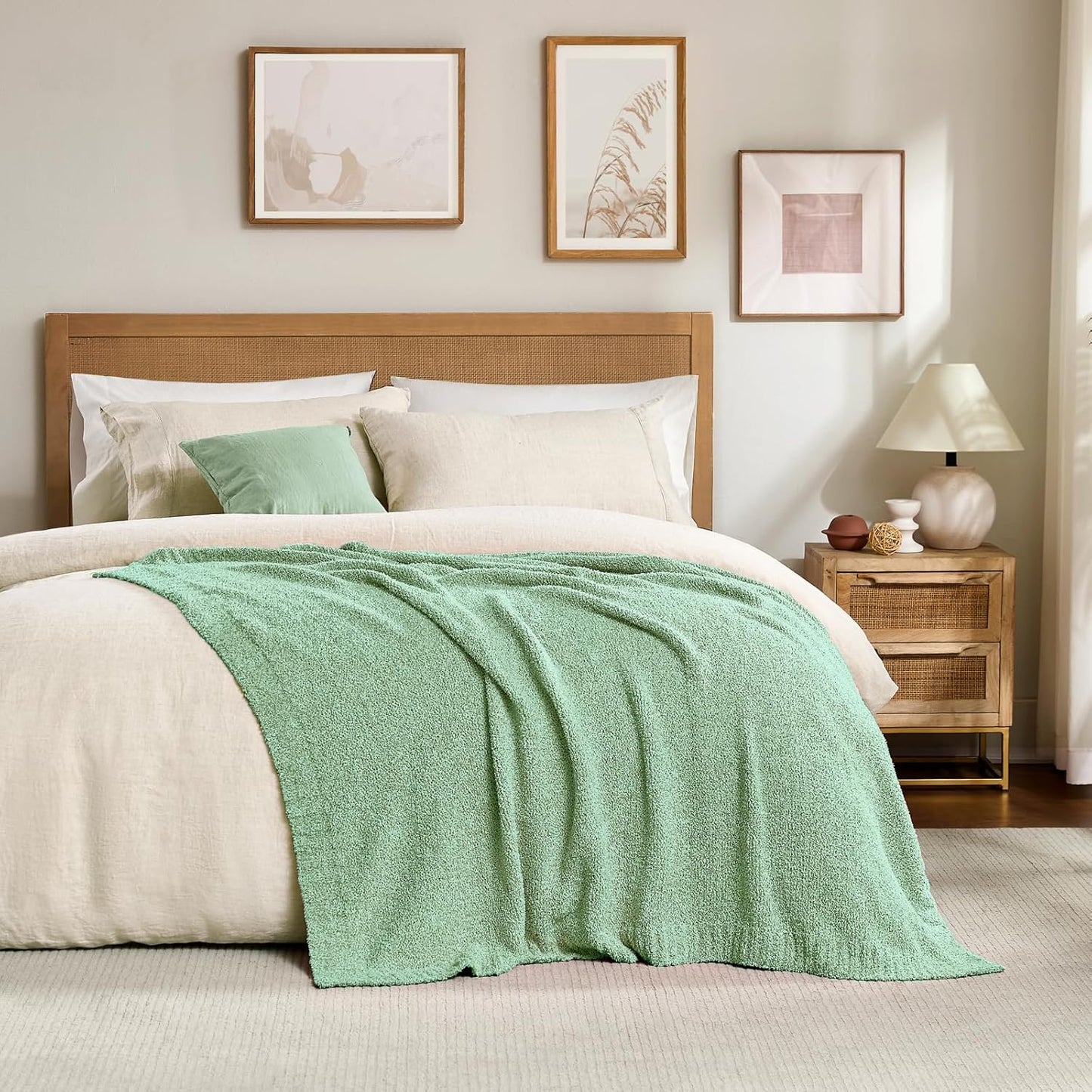 Green Knit Throw Blanket for Couch, Super Soft Plush Feather Yarn, Warm Cozy Lightweight Decorative Knitted Blanket for Sofa, Bed, Picnic & Travel, 50x60 Inches