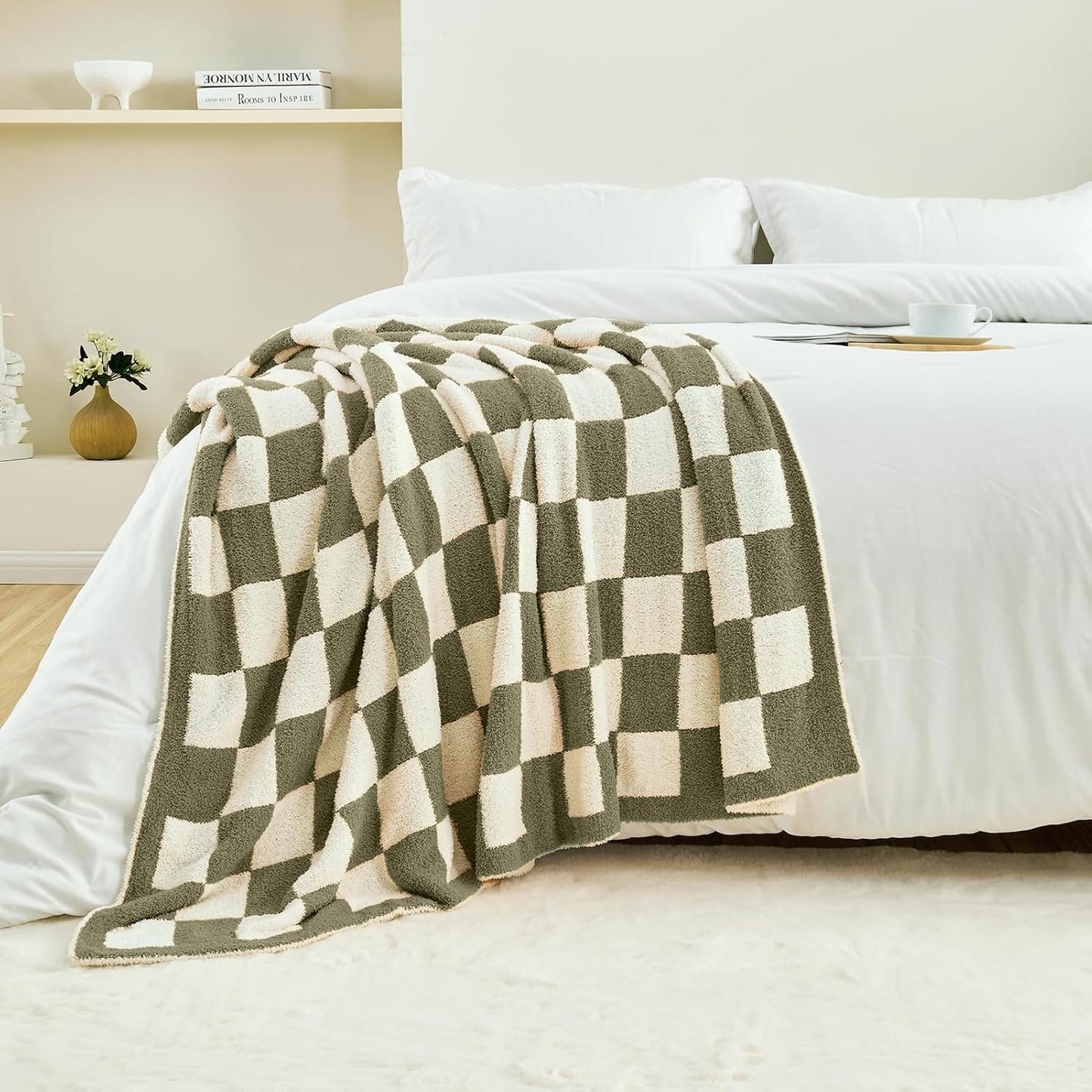 CozeCube Super Soft Fullfy Microfiber Reversible Knitted Blankets, Warm Cozy Fuzzy Plush Throw, Olive Green and White Checkered Throw Blanket for Couch Bed Sofa, 60" x 80"