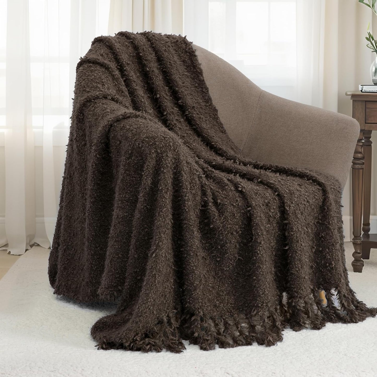 Knit Throw Blanket Fluffy Fuzzy Soft Lightweight Cozy Farmhouse Tassels Chunky Knitted Throws for Couch Sofa Bed (Brown, 50"x60")