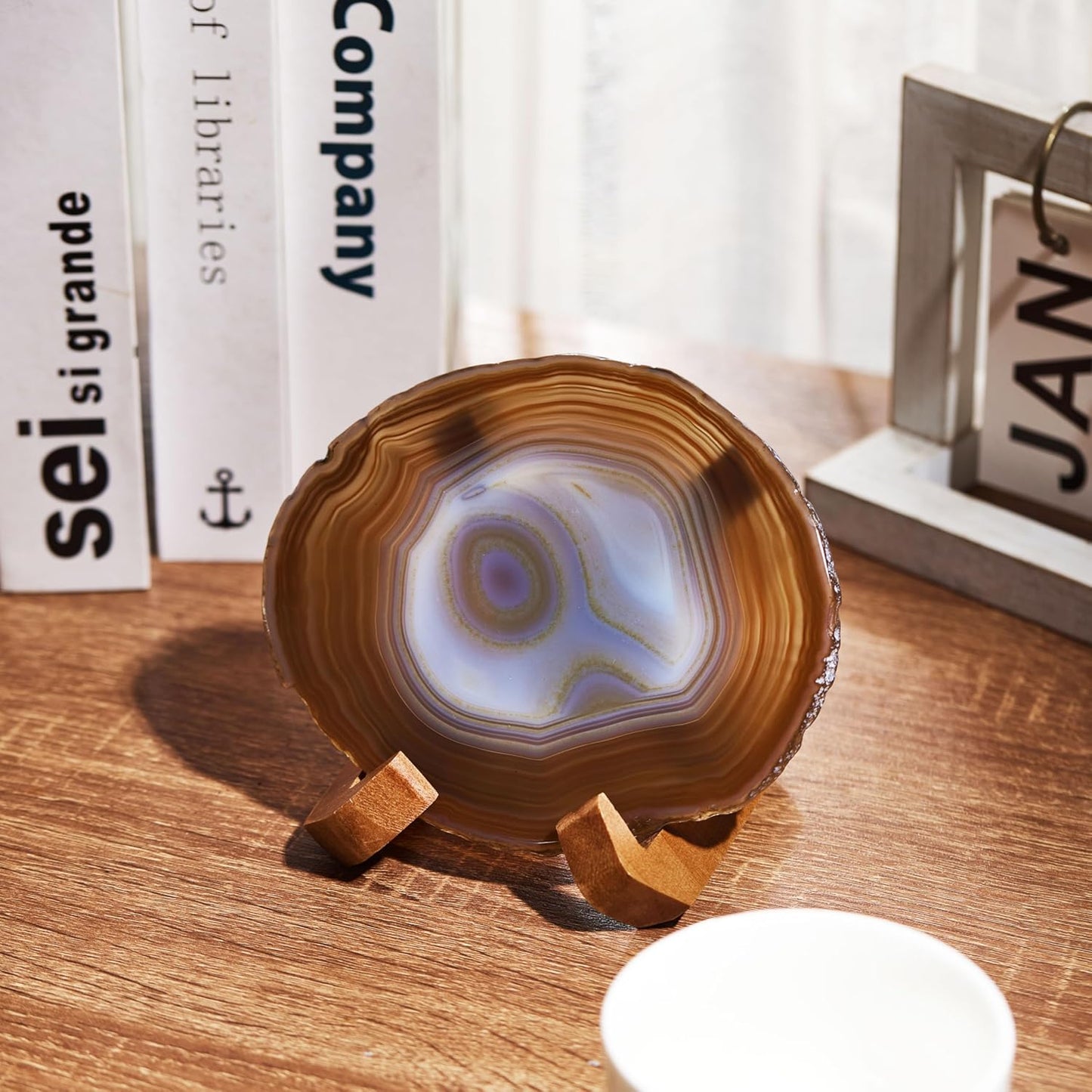 Luxury Lane Large Natural Brazilian Agate Slice Geode Rock Stone Drink Coaster with Wood Holder 4.7-5.5 inch Centerpiece Table Decoration, Oak Brown