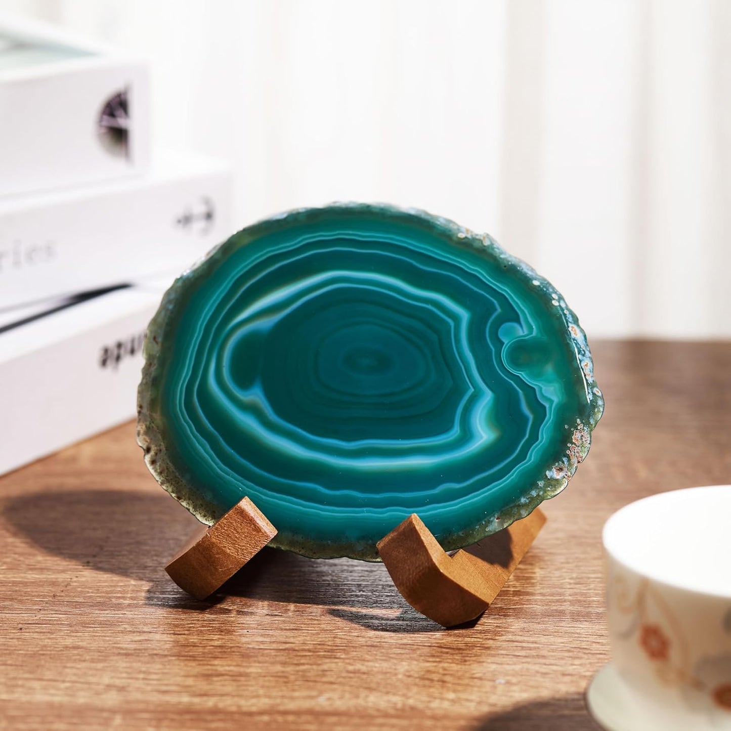 Luxury Lane Large Natural Brazilian Agate Slice Geode Rock Stone Drink Coaster with Wood Holder 4.7-5.5 inch Centerpiece Table Decoration, Emerald Green