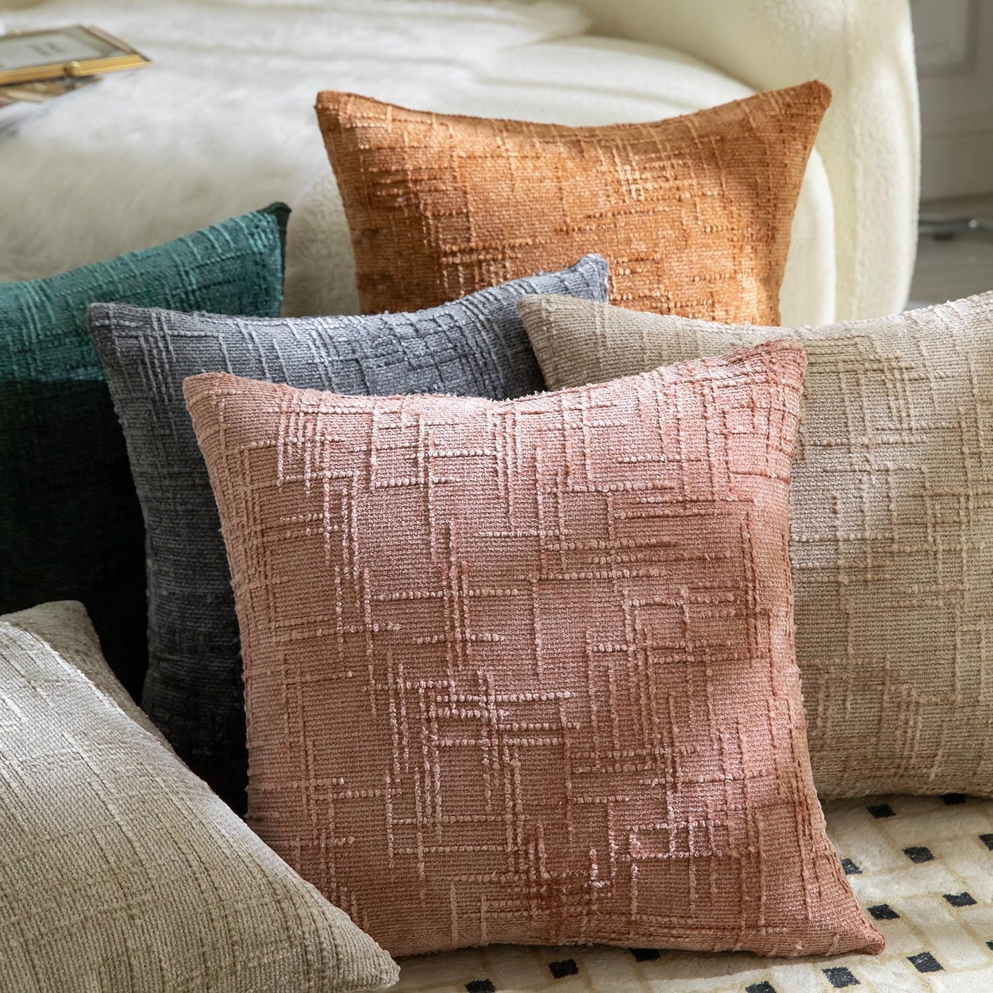 MANDIOO Pack of 2 Soft Chenille Textured Throw Pillow Covers Square Accent Solid Decorative Cushion Cover Cozy Farmhouse Pillow Case for Couch Sofa Bed Living Room 24x24 Inch Dusty Pink