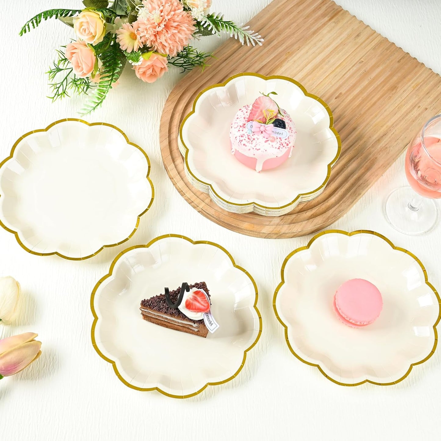 Beige Party Plates Cream Dessert Paper Plates 7inch Gold Foil Scalloped Edge Disposable Cake Plates for Tea Party Birthday Bridal Baby Shower Wedding Party Supplies (48, Beige)