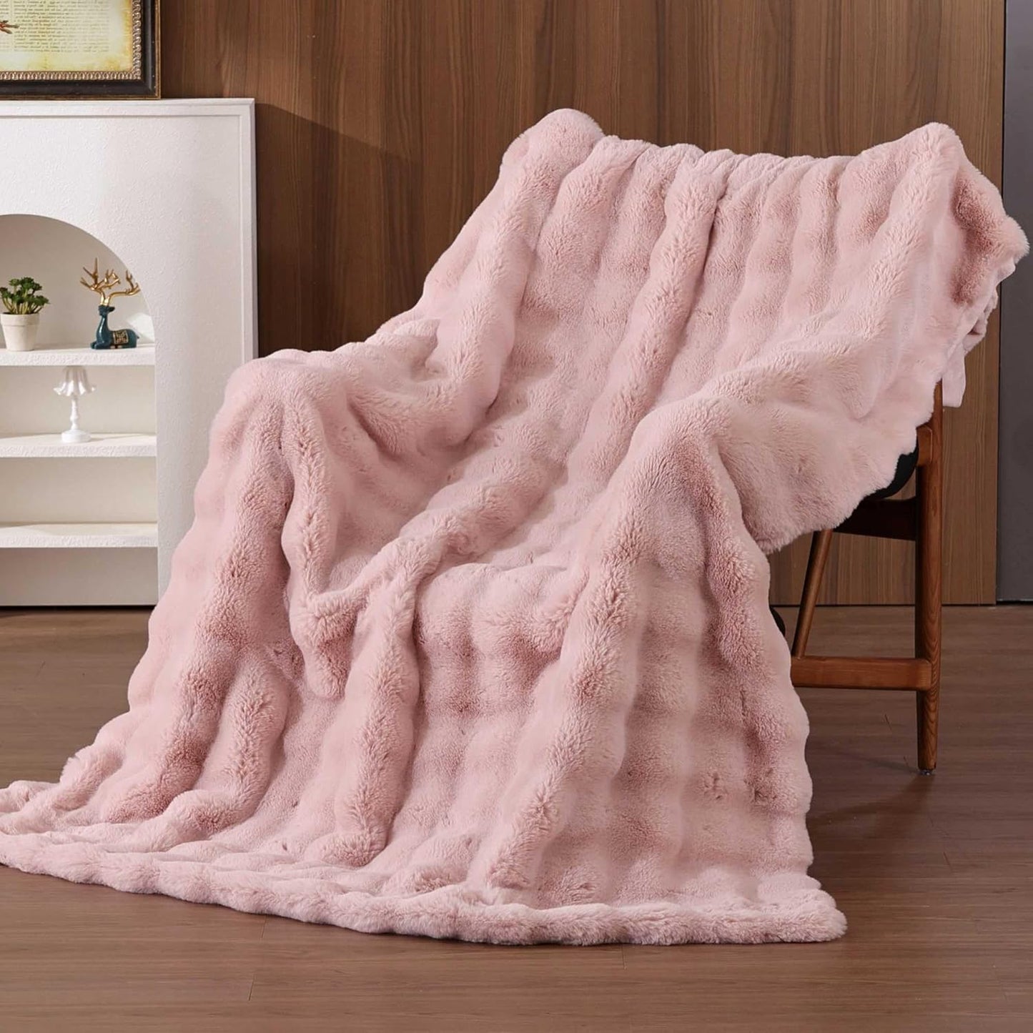 Faux Fur Throw Blanket Light Pink Fluffy Bubble Throw Blanket 50x60 for Sofa Couch Bedroom Fuzzy Soft Cozy Thick