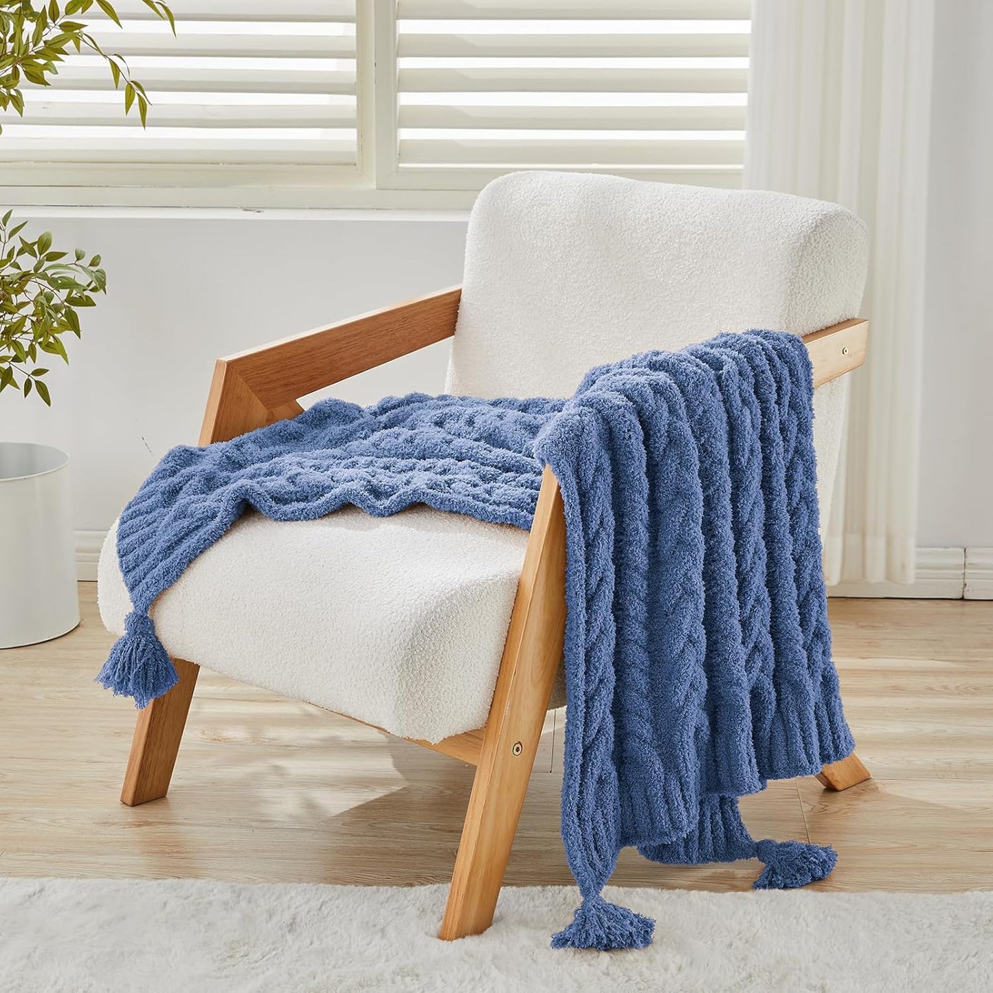 HORIMOTE HOME Chenille Chunky Knit Throw Blanket for Couch with Tassels, Soft Cozy Blanket for Sofa Chair Bed, Blue, 50"x 60"