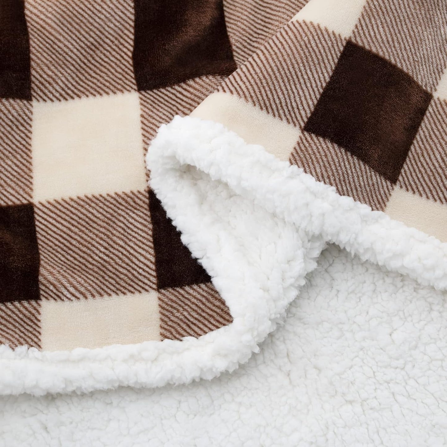 BEAUTEX Sherpa Fleece Throw Blanket, Super Soft Warm Buffalo Plaid Plush Blankets and Throws, Lightweight Cozy Fuzzy Blanket for Couch Sofa Bed (Brown, Throw 50" x 60")