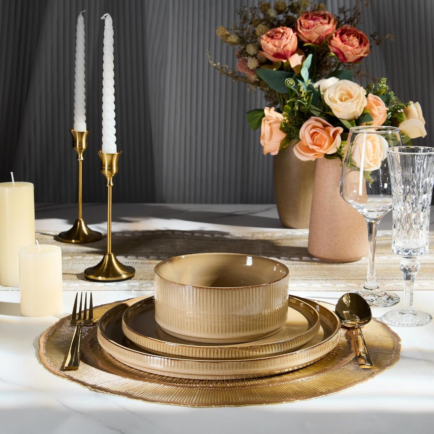 E-far 24-Piece Stoneware Dinnerware Sets, Plates and Bowls Sets for 8, Kitchen Modern Dinning Porcelain Dishes Set, Chip & Scratch Resistant, Dishwasher & Microwave Safe, Caramel Khaki