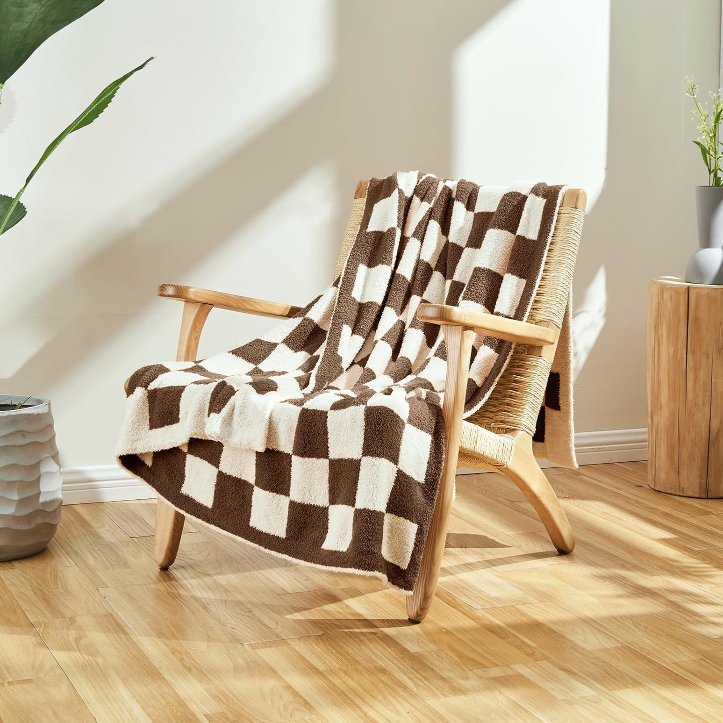 CozeCube Super Soft Fullfy Microfiber Reversible Knitted Blankets, Warm Cozy Fuzzy Plush Throw, Dark Brown and White Checkered Throw Blanket for Couch Bed Sofa, 60" x 80"