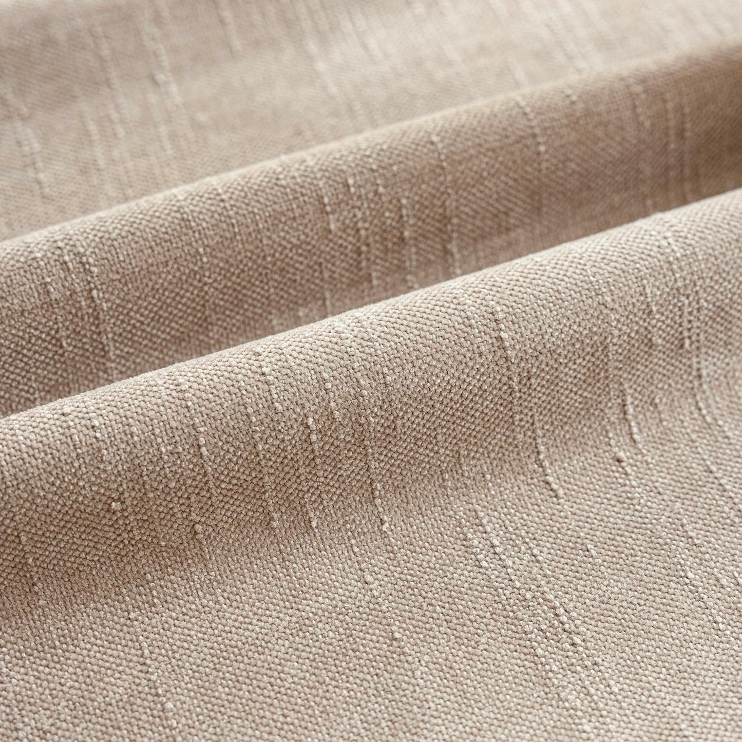 Foindtower Set of 2 Soft Textured Chenille Throw Decorative Pillow Covers Square Accent Solid Cushion Cover Cozy Neutral Farmhouse Pillow Case for Couch Sofa Bedroom Living Room 18x18 Inch,Cream Camel