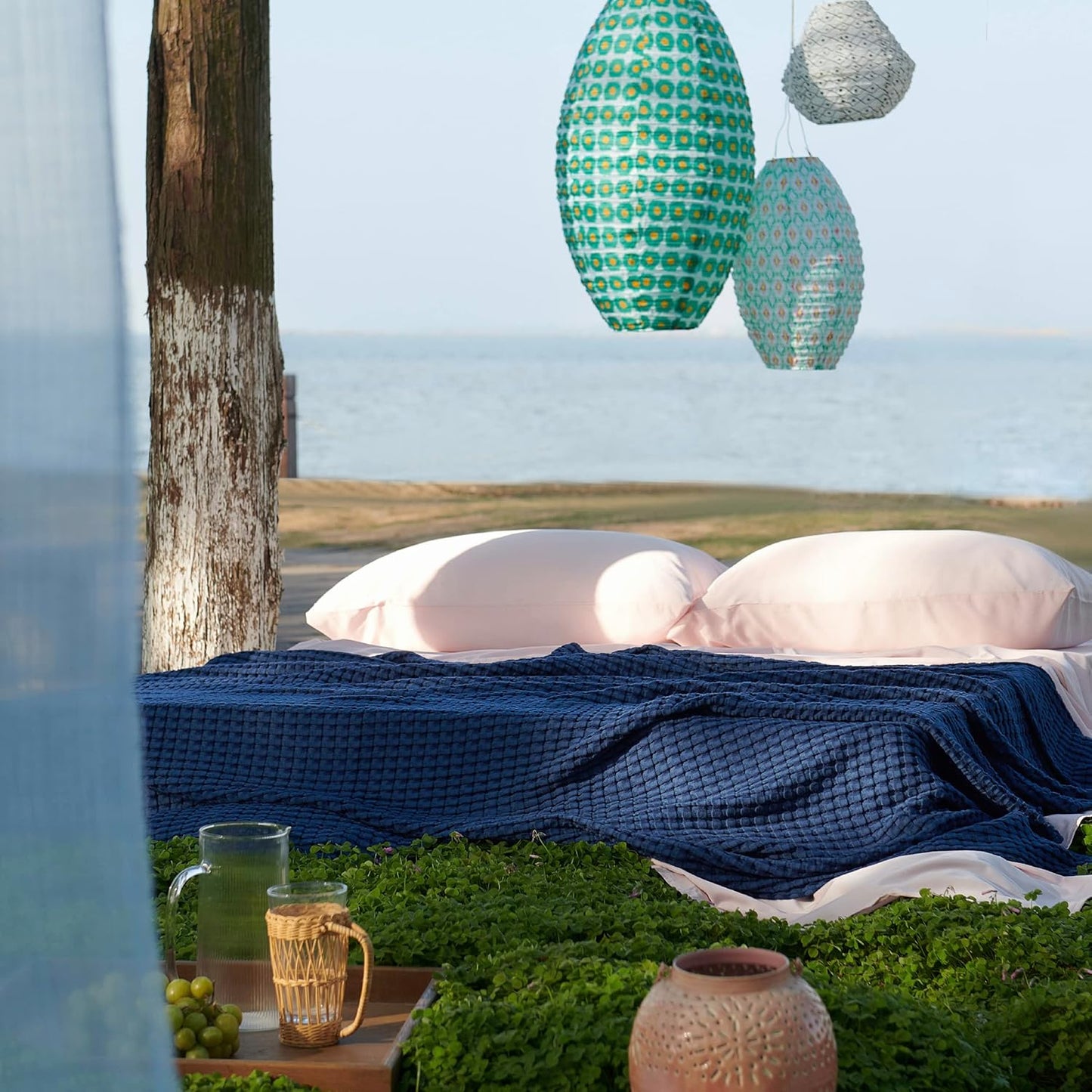 Bedsure Cooling Cotton Waffle Weave Blanket - Lightweight Breathable Blanket of Rayon Derived from Bamboo for Hot Sleepers, Luxury Throws for Bed, Couch and Sofa, Navy, 50x70 Inches