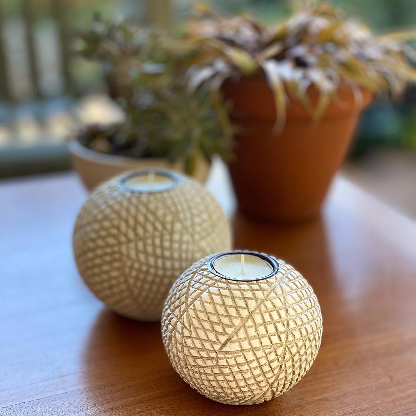Luca Orb Tea Light Candle Holders (Gift Boxed Set of 2) Grid Pattern, Beige and White
