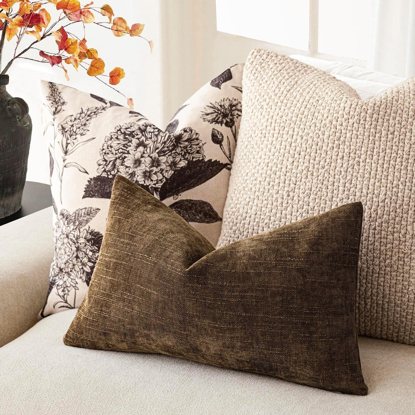 Foindtower Pack of 2 Textured Chenille Throw Decorative Pillow Covers Square Accent Solid Cushion Cover Neutral Farmhouse Lumbar Pillow Case for Couch Sofa Bedroom Living Room 12x20 Inch,Taupe Brown