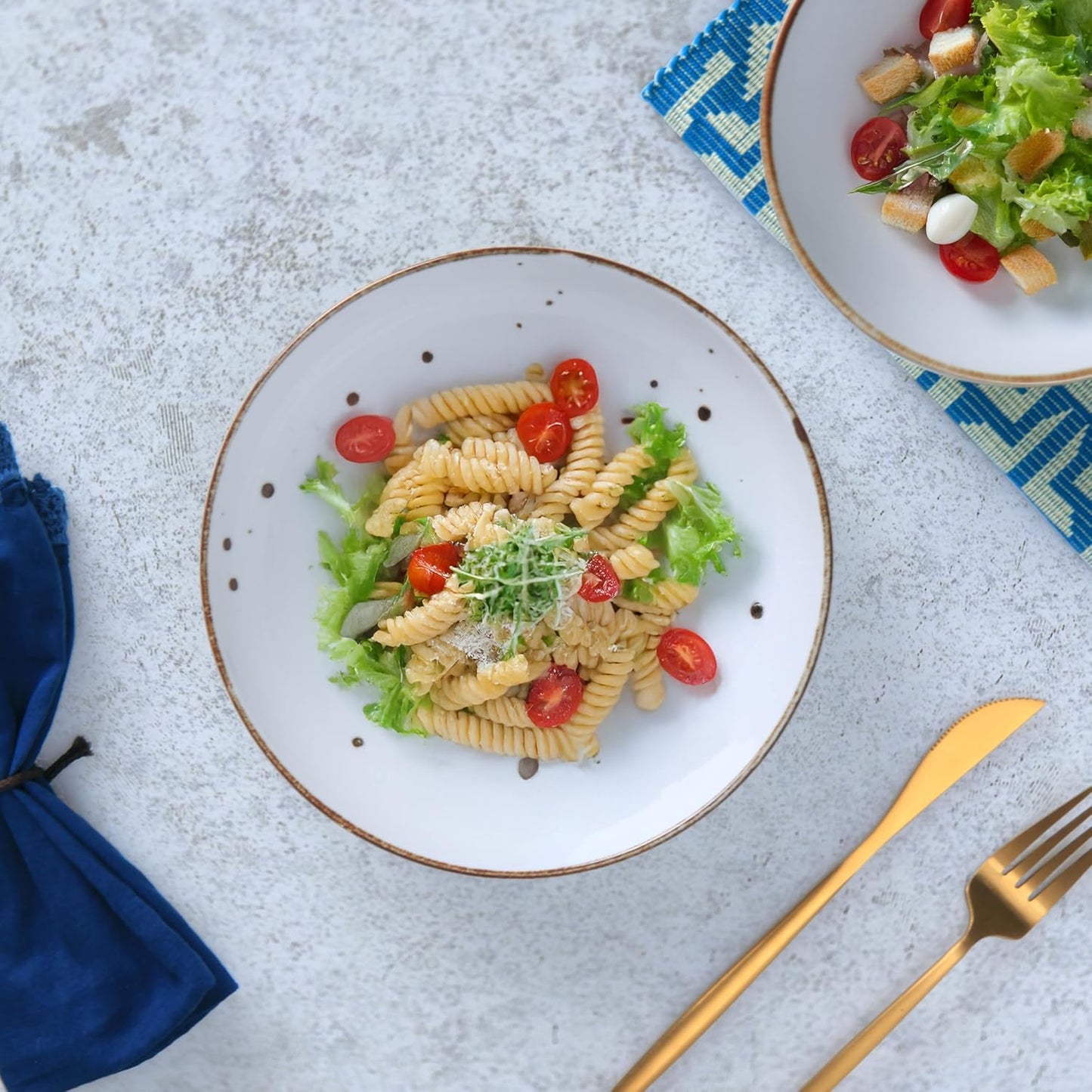 Esfour 8 Inch Porcelain Pasta Bowl, 23.6 Ounces Salad Bowls, Microwave & Dishwasher Safe, Sturdy & Stackable, Set of 6 Ceramic bowls Plates Set, Wide Shallow salad Bowls Set, Classic Assorted Colors