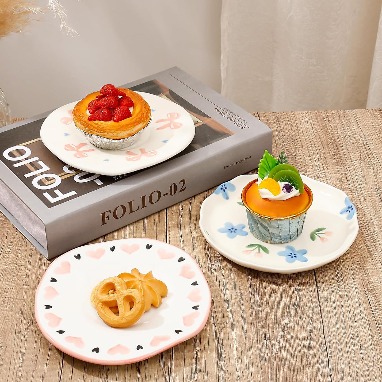 Koythin Ceramic Dessert Plates, Cute Fruits Dinner Plate, Creative Plates Design, Printed Flowers Dinnerware for Office and Home, Kitchen Plates for Desserts (Blue Flowers and Tulip)