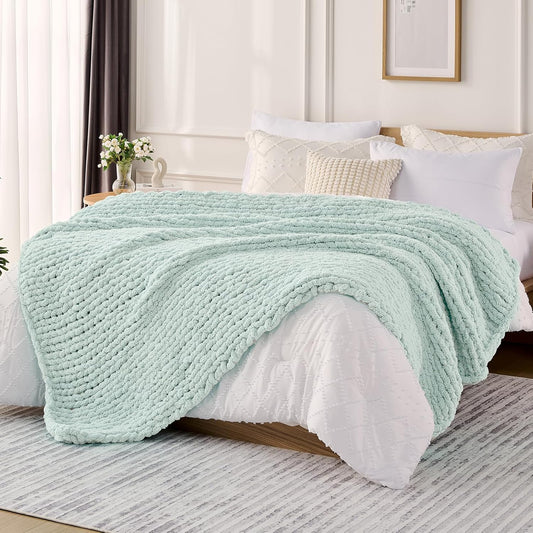 L'AGRATY Chunky Knit Blanket Throw: 60''x80'' Chenille Chunky Knitted Throw Blanket for Bed Couch - Handmade Thick Big Cable Knit Blanket - Large Crochet Rope Blanket for Home Decor(Mint Green)
