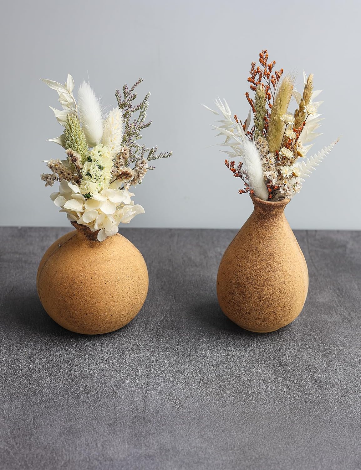 Mini Dried Flower Bouquet Set (6 pcs), Men's Corsage, Party Dinner Plate Decoration, Bridesmaid Flower Girl Proposal Gift Box, Birthday Cake Dried Flower Decoration. (White)